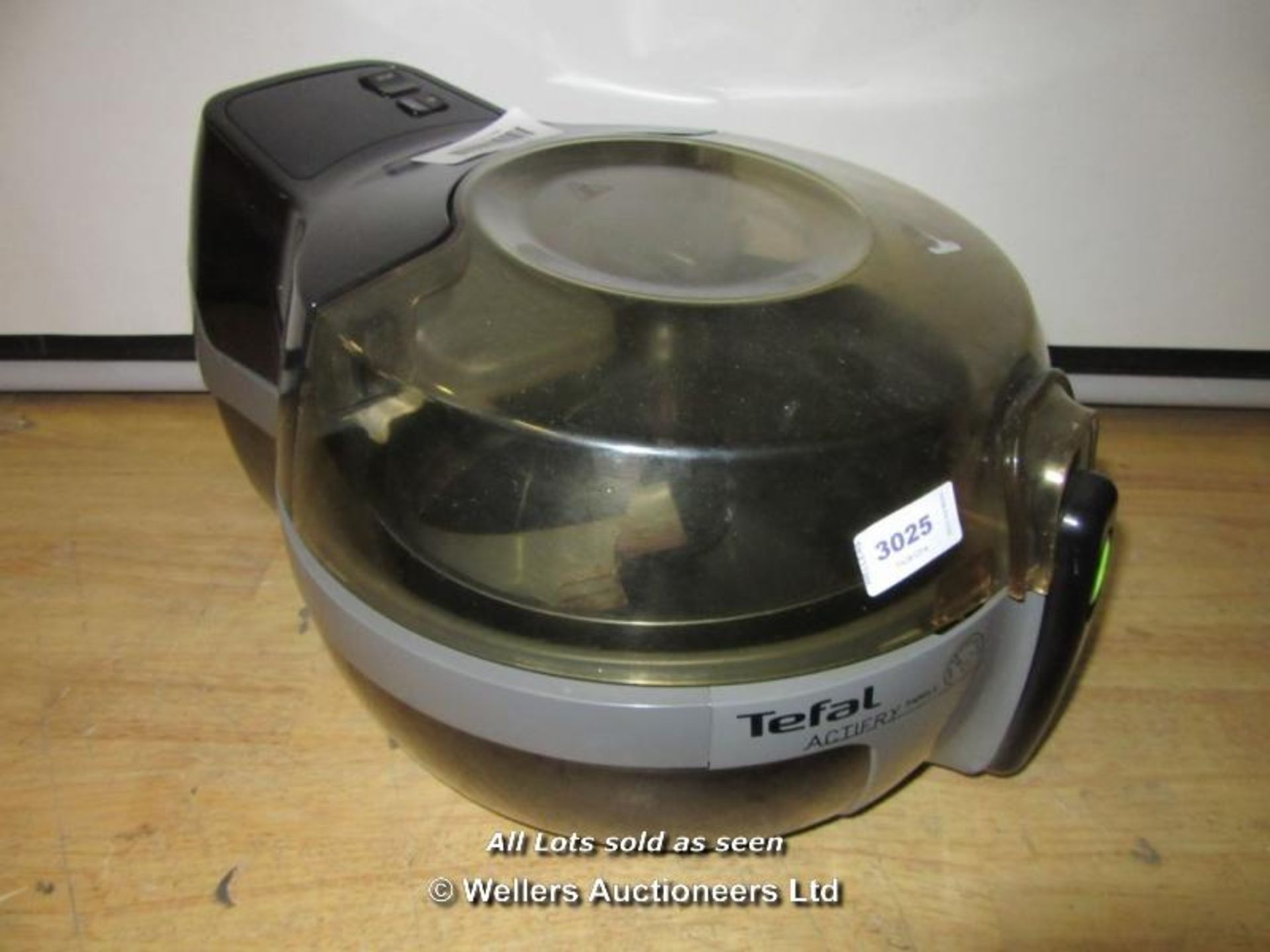 *TEFAL ACTIFRY FAMILY / GRADE: RETAIL RETURN [TA281214-3025}