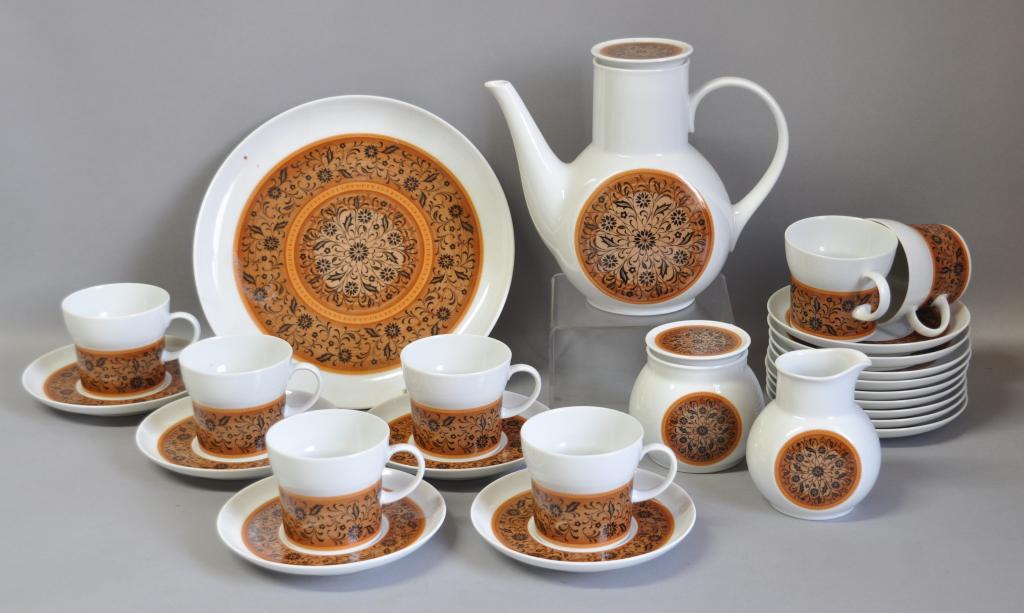 A Noritake Dominica pattern tea service, comprising teapot, sugar bowl, milk jug, cake plate,