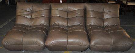 1 x 3 Section Quality Italian Leather Sofa – Grade 280 – Ex Display – Dimensions : 255x115x89cm –