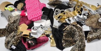 40 x Assorted Womens Fashion Accessories – Box1071 – Scarves, Belts & More! - Various Sizes – Ref: