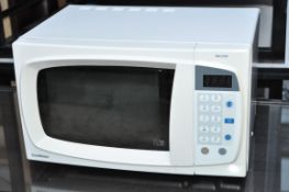 1 x Goodmans Microwave – Ref BEA71 – Pre-owned In Good Working Condition, Taken From A Clean Salon