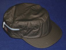 35 x Non Branded Caps - NJB047 - CL008 - Location: Bury BL9 - RRP £350  - NEW