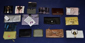 15 x Assorted Purses - Huge Resale Potential – NJB023 - CL008 - Location: Bury BL9 - £135 – NEW