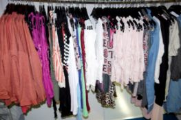 76 x Items Of Assorted Women's Clothing - Includes 48 x Skirts, 28 Pairs Of Pants + Hats! - Sizes