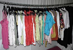 103 x Items Of Assorted Women's Clothing - Box413 - Pants, Tops & Vests - Sizes Range From Women's