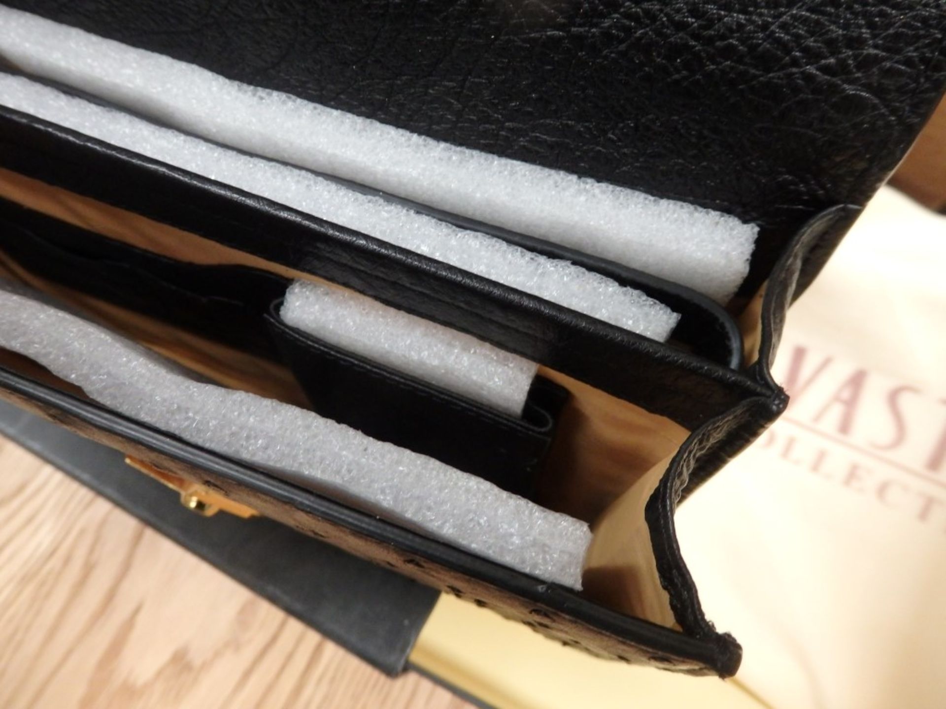 1 x Beautiful Luxury Designer - Genuine Soft Ostrich - Black leather Mens handbag/Womens Clutch - Image 13 of 13