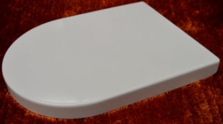 1 x Vogue Cosmos Modern White Soft Close Toilet Seat and Cover Top Fixing - Brand New Boxed