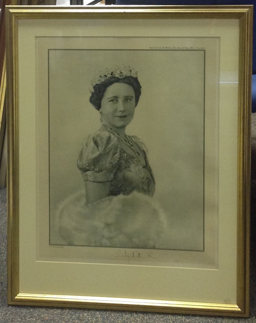 ELIZABETH THE QUEEN MOTHER: (1900-2002) Queen Consort of King George VI. Large vintage signed 16 x