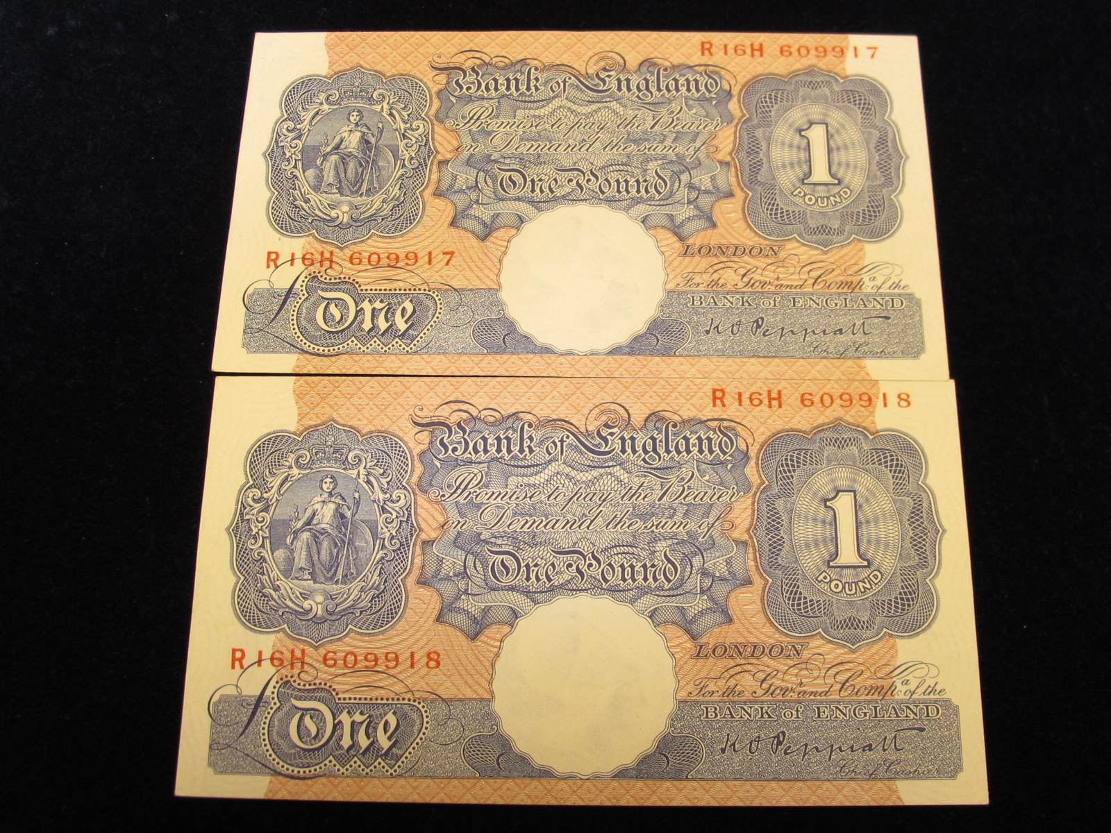 Peppiatt Blue One Pounds (2) Both B249 ""R16H"" EF consecutive numbers