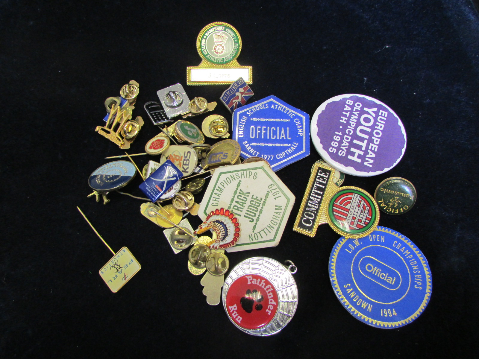Athletics Pin Badges (44) relating an atheltics official 1970s onwards including GB Swimming Badge,