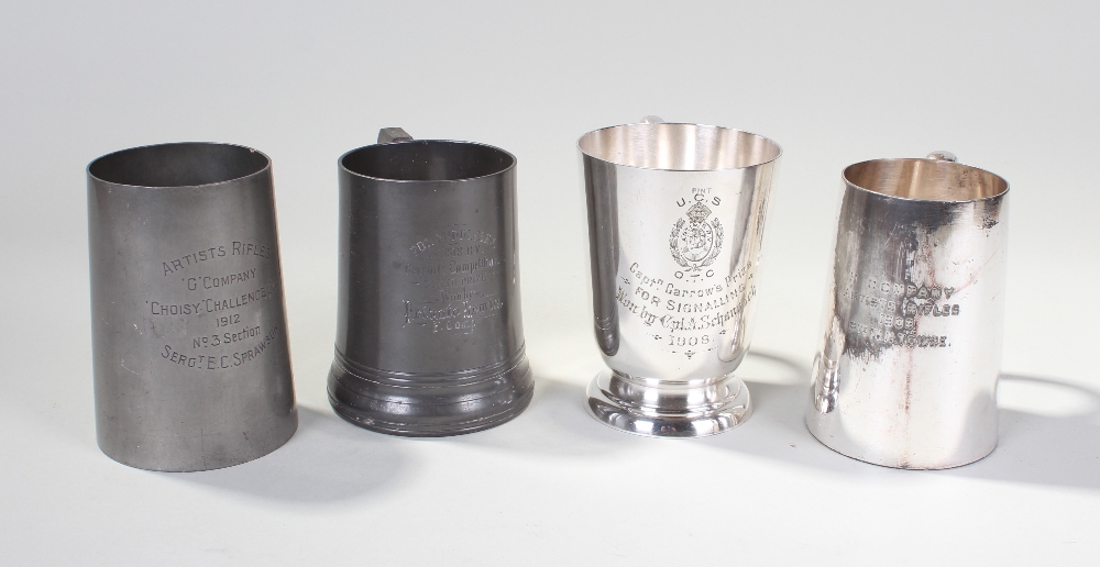 Artist Rifles Volunteer interest, comprising of a pewter tankard engraved Artists Rifles, G Company,