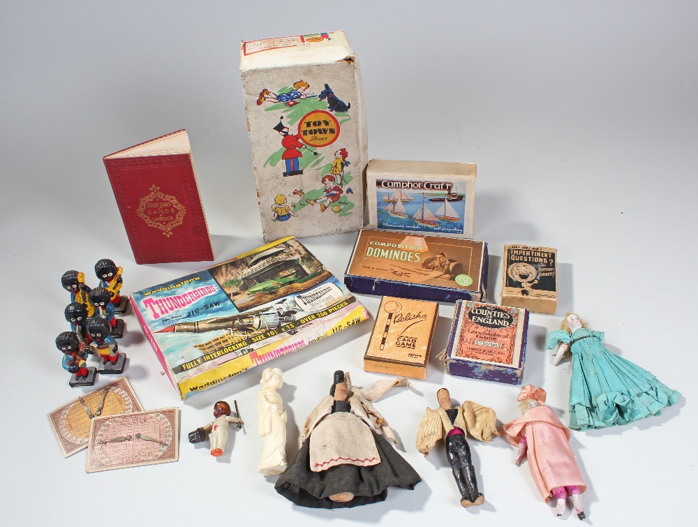 Mixed toys, to include, Waddingtons Thunderbirds jig-saw, various Golly band figures, Jaques &