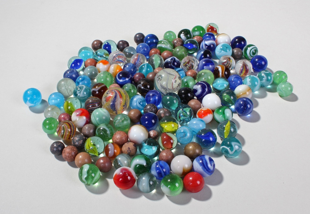 Quantity of various sized vintage glass marbles, (qty)