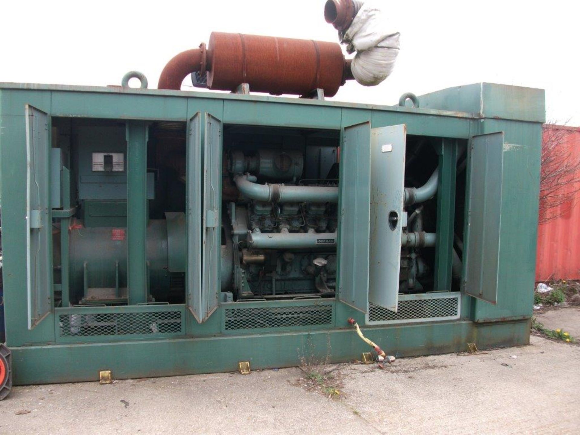 Dawson Keith 595 Kva 3 Phase Generator - S/n: C4059/4/15 - Hours: 339 S/n: C4059/4/15 Hours: 339 - Image 5 of 8