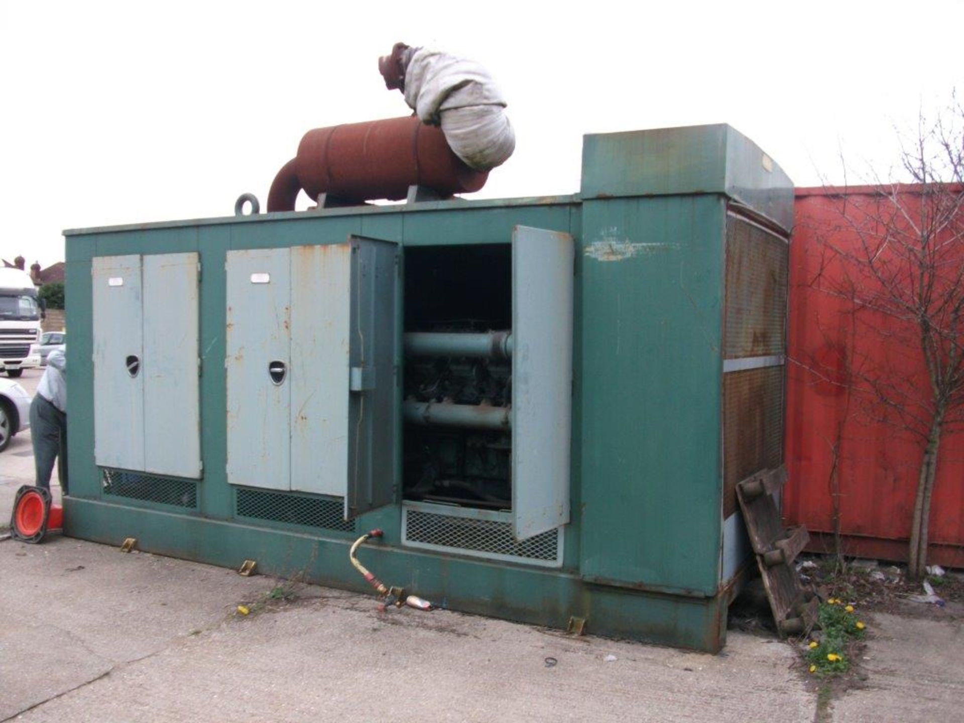 Dawson Keith 595 Kva 3 Phase Generator - S/n: C4059/4/15 - Hours: 339 S/n: C4059/4/15 Hours: 339 - Image 6 of 8