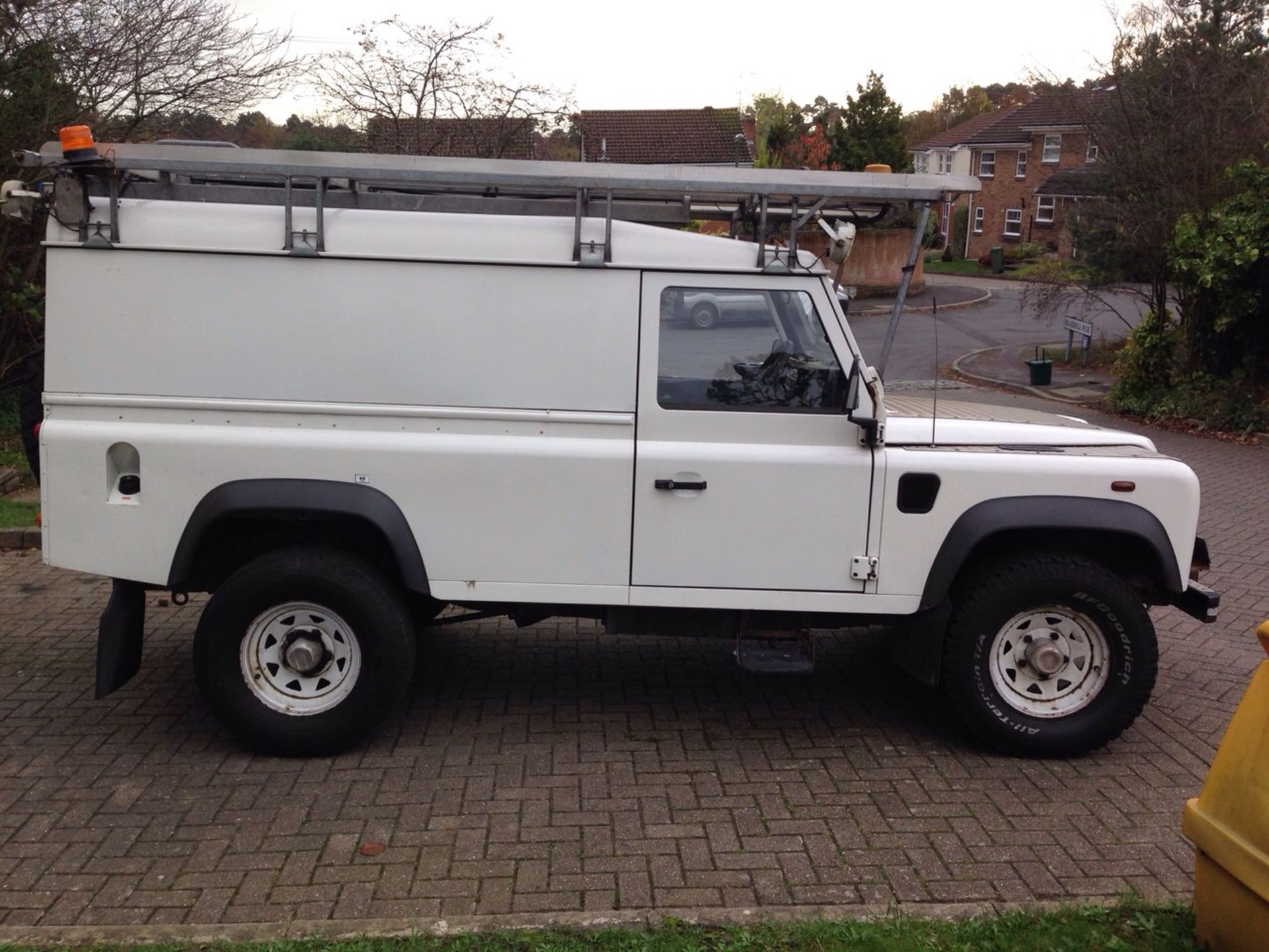 2005/05 REG LAND ROVER DEFENDER 110 TD5 SPECIALIST VEHICLE - Image 4 of 17