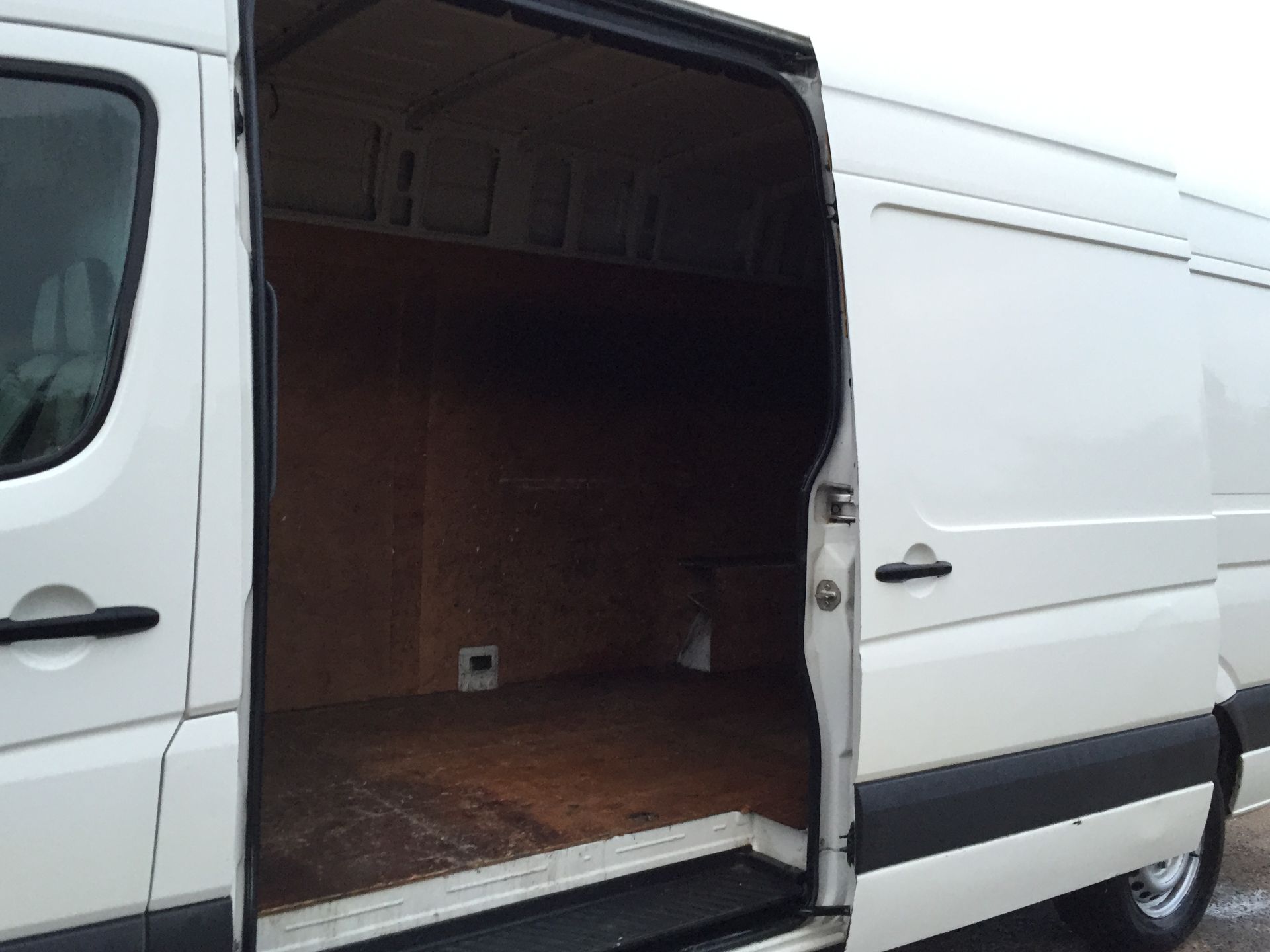 2007/57 REG VW CRAFTER CR35 109 LWB 2.5 TDI HI ROOF *NO VAT*
 
FULL LOG BOOK
ON V-CAR
MOT: COMES - Image 6 of 10