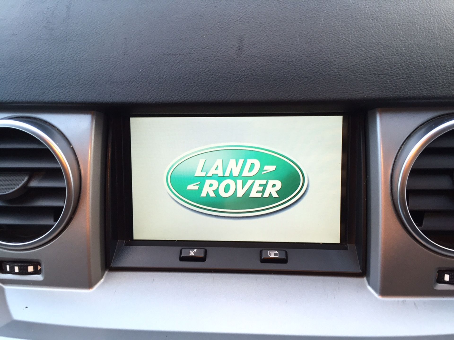 2009/09 REG LAND ROVER DISCOVERY 3 TDV6 XS COMMERCIAL ONE OWNER FULL SERVICE HISTORY - Image 19 of 27