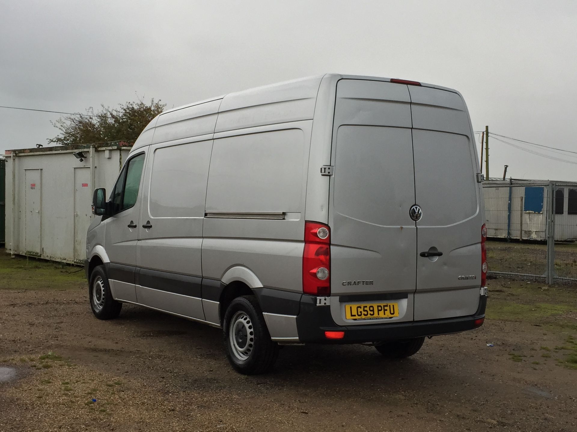 2009/59 REG VW CRAFTER CR35 109 MWB 2.5 TDI HI ROOF PANEL VAN ONE OWNER
 
DATE OF REGISTRATION: - Image 5 of 11