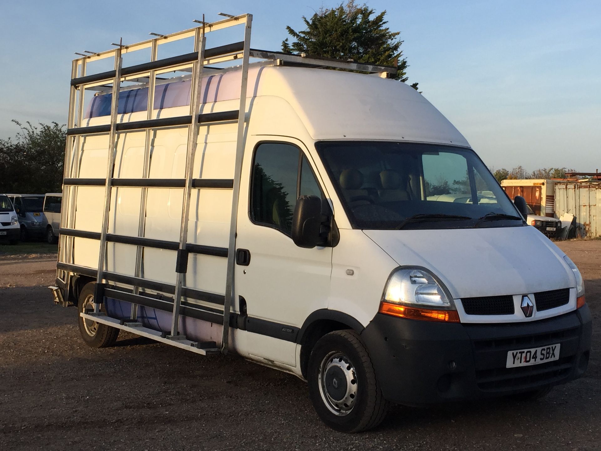 2004/04 REG RENAULT MASTER LWB LH35 DCI 100 EXTRA HI-ROOF
 
MOT: OCTOBER 28TH 2015
DATE OF