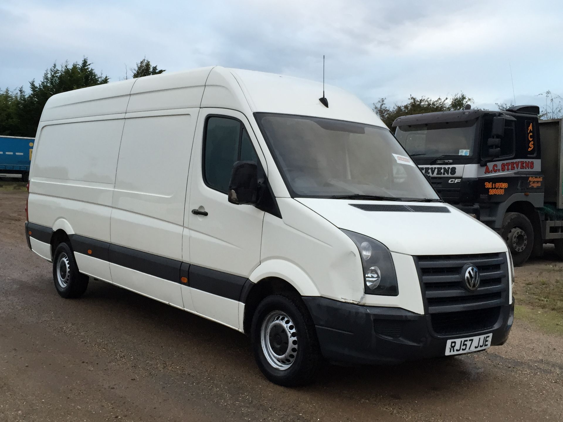 2007/57 REG VW CRAFTER CR35 109 LWB 2.5 TDI HI ROOF *NO VAT*
 
FULL LOG BOOK
ON V-CAR
MOT: COMES