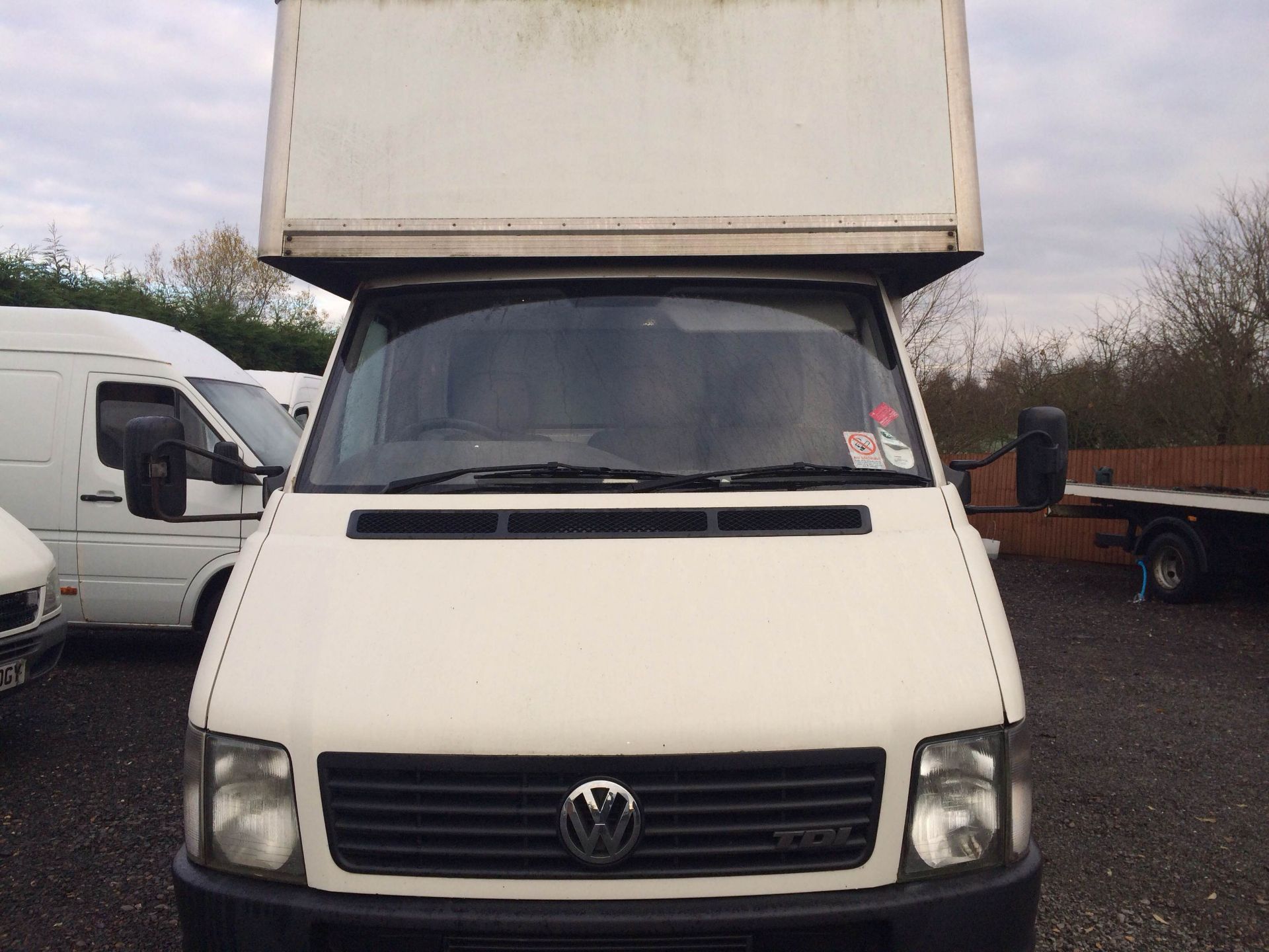 2004/54 REG VOLKSWAGEN LT35 LWB WITH ELECTRIC TAIL LIFT - Image 2 of 6