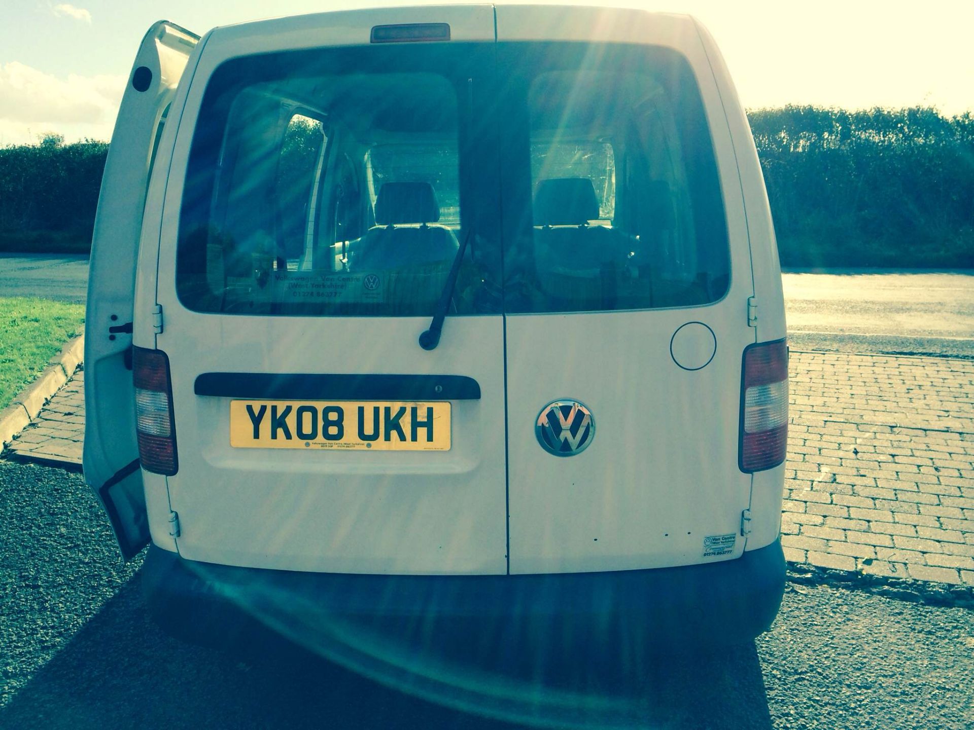 2008/08 REG VOLKSWAGEN CADDY SDI 5 SEAT CREW VAN ONE OWNER WITH FSH - Image 5 of 6