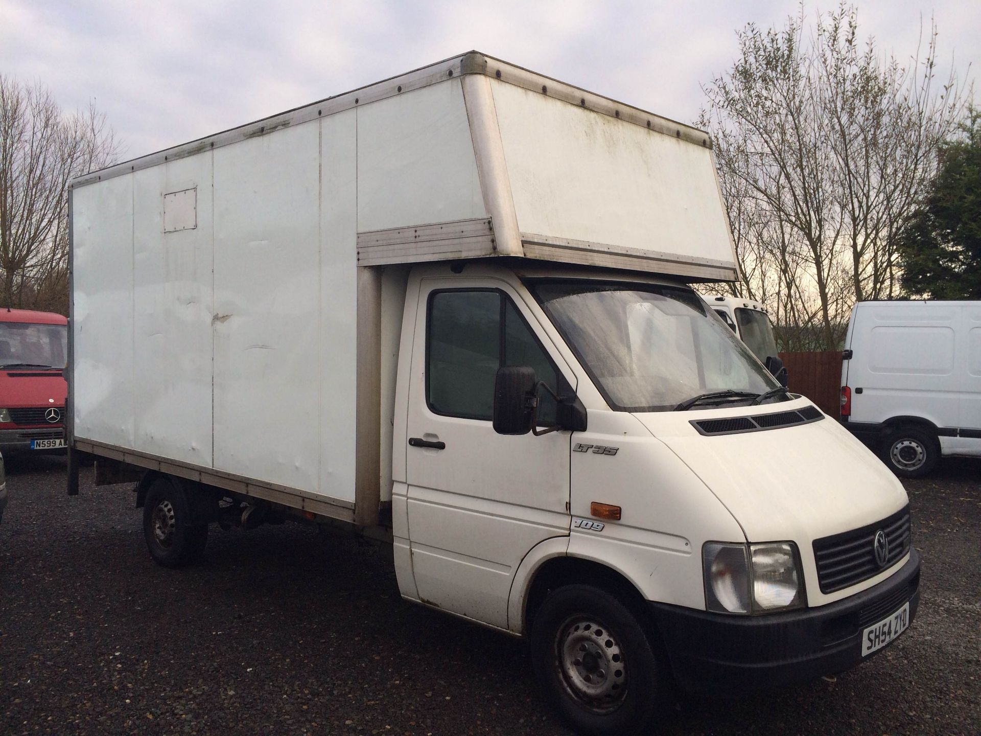 2004/54 REG VOLKSWAGEN LT35 LWB WITH ELECTRIC TAIL LIFT