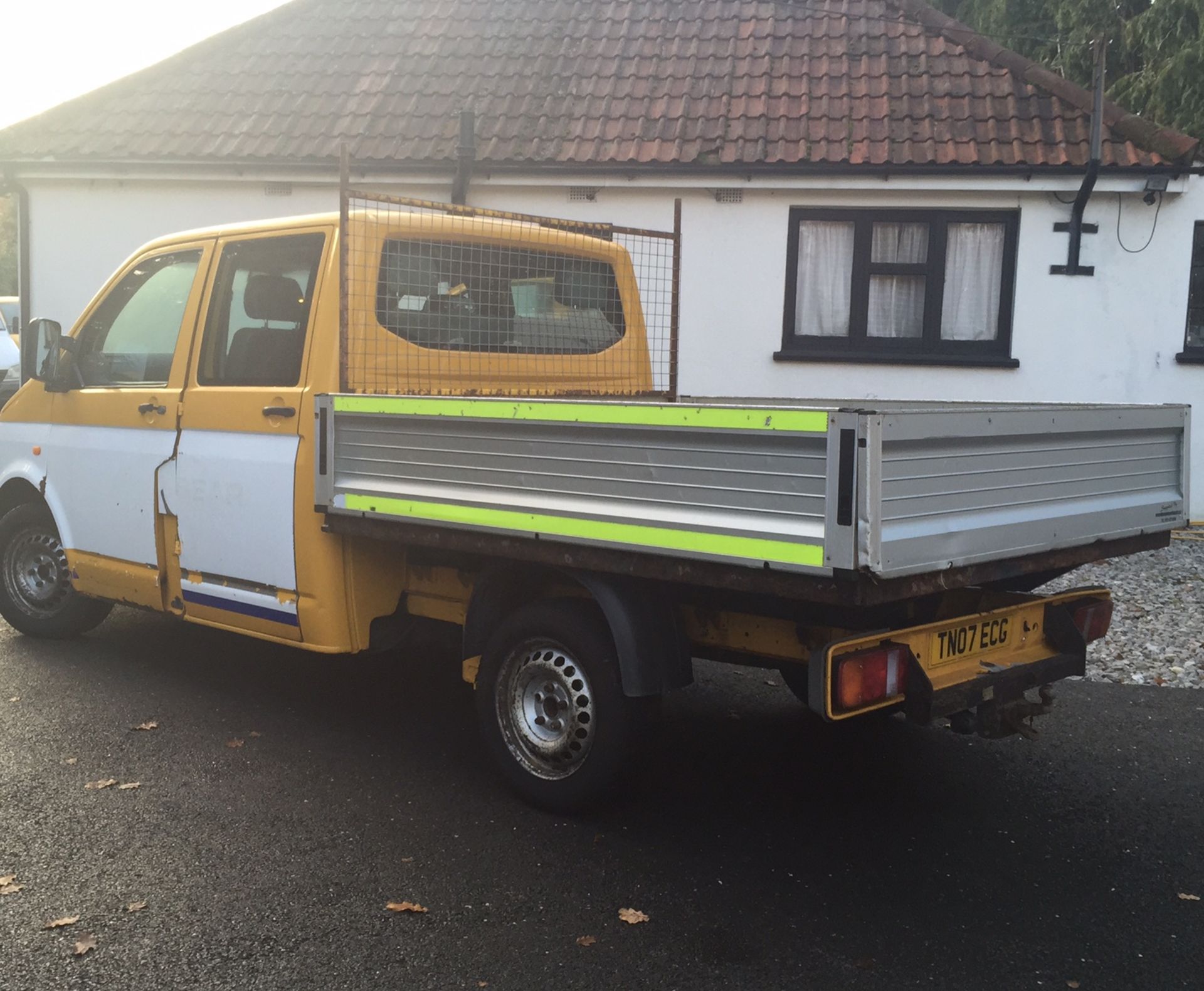 2007/07 REG VOLKSWAGEN TRANSPORTER T30 102 DOUBLE CAB LWB DROPSIDE ONE OWNER - Image 3 of 11