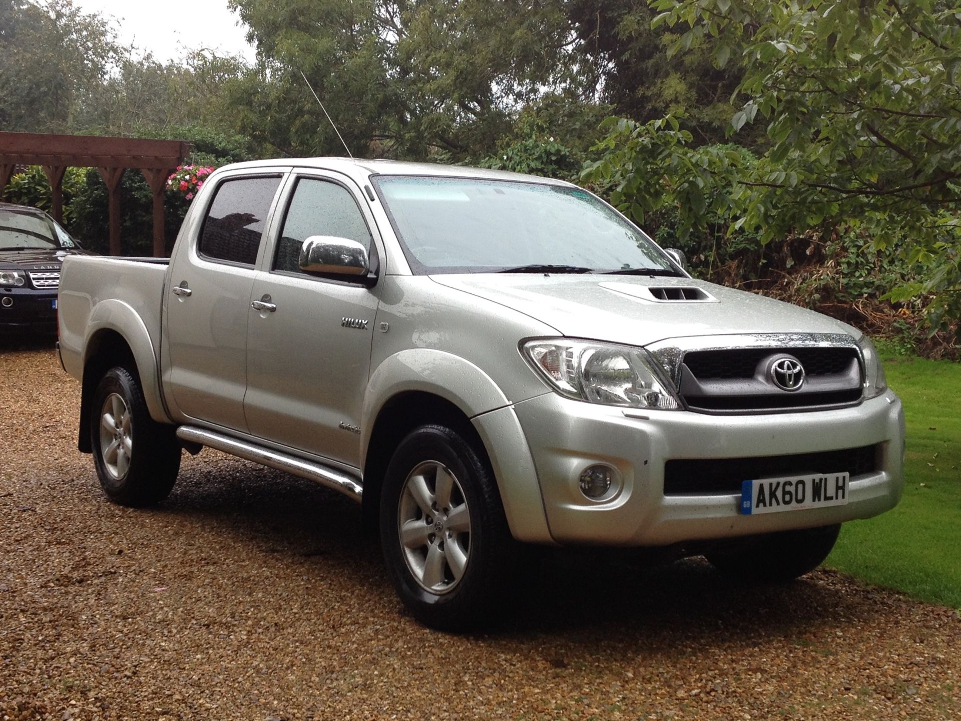 2010/60 REG TOYOTA HILUX INVINCIBLE D-4D 4x4 DOUBLE CAB PICKUP ONE OWNER FULL SERVICE HISTORY