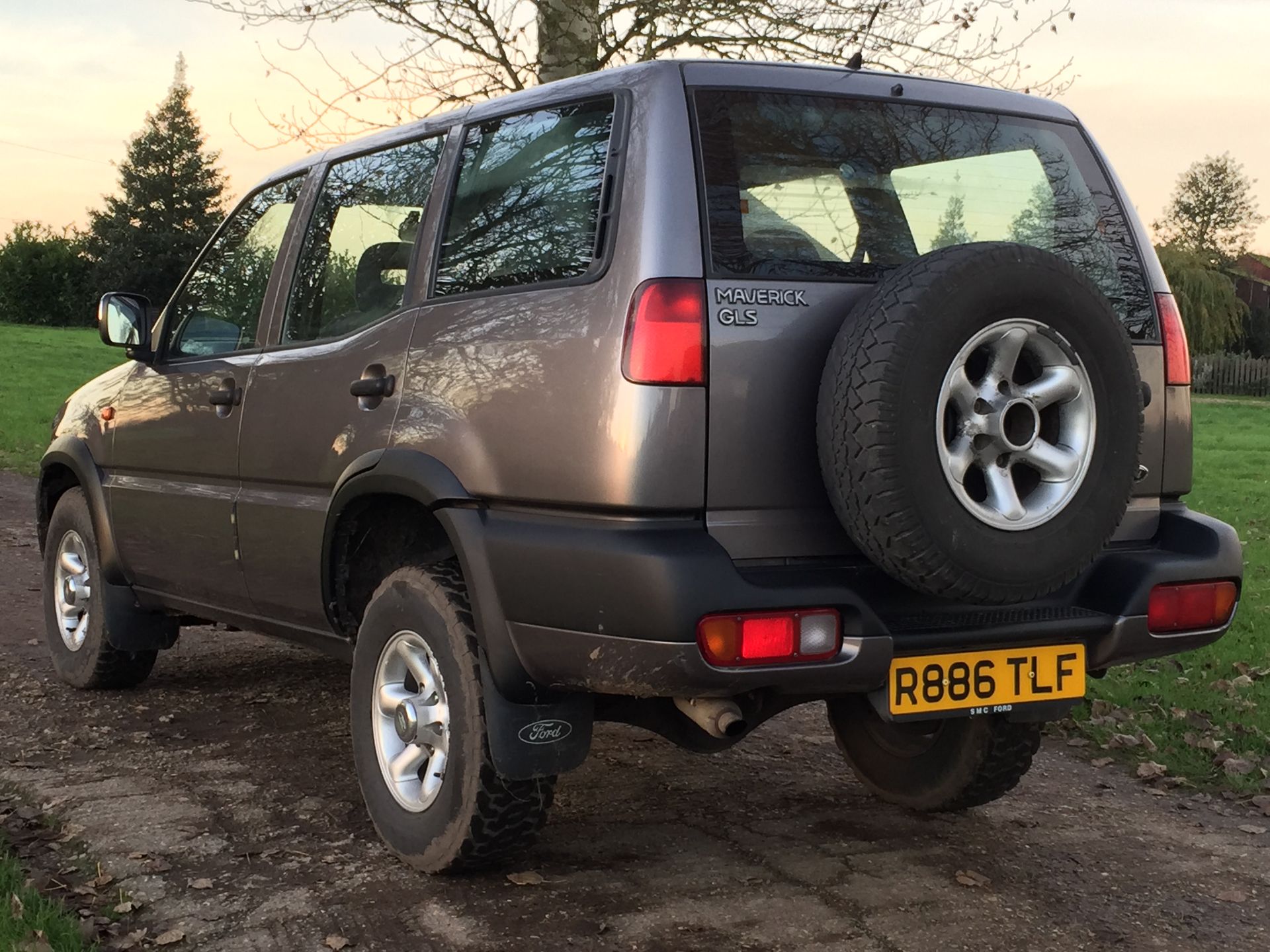 1997/R REG FORD MAVERICK GLS 2.7TD LWB *NO VAT* - Image 3 of 12