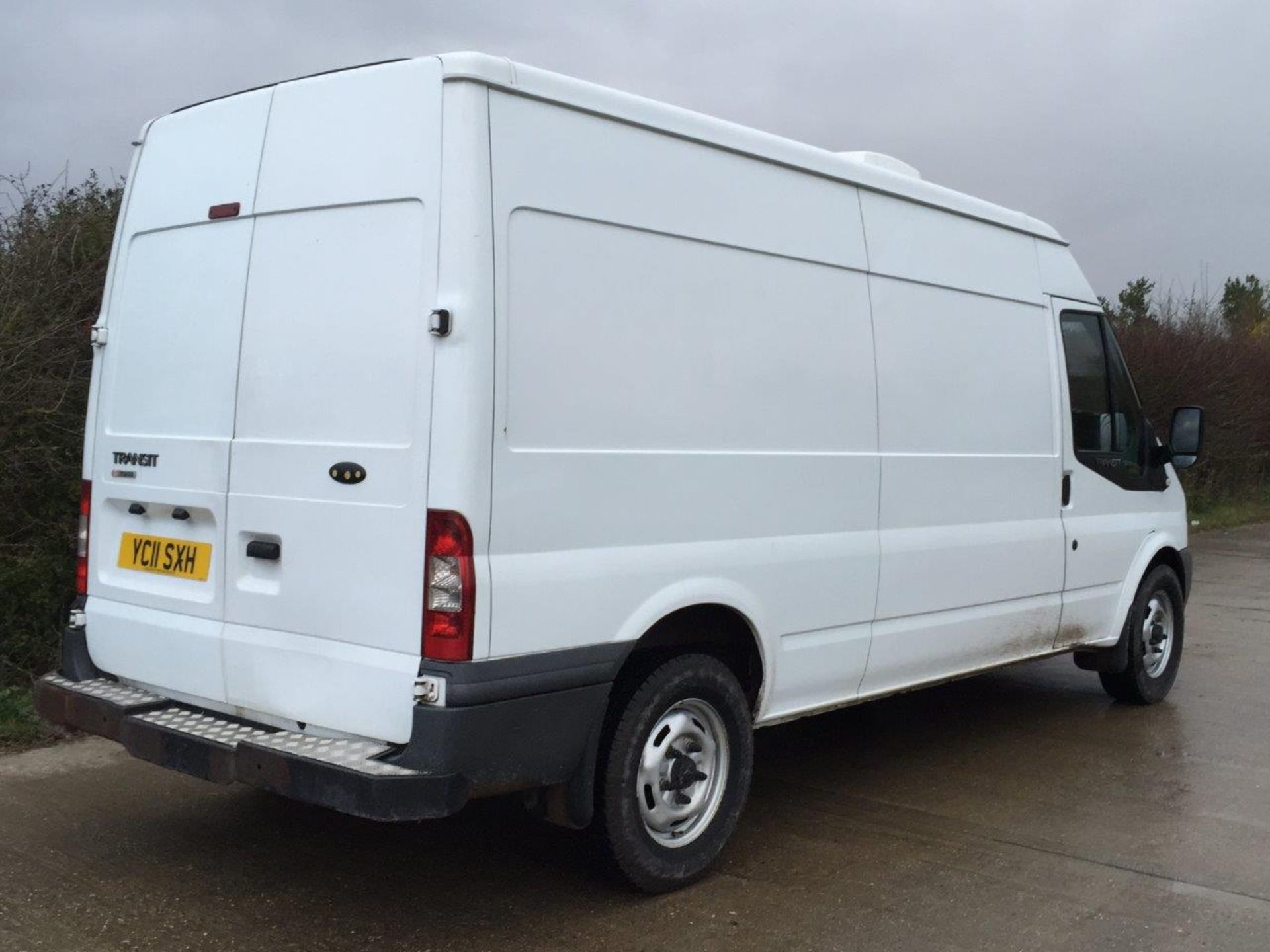 2011/11 REG FORD TRANSIT 115 T350L RWD FRIDGE FREEZER VAN ONE FORMER KEEPER - Image 4 of 11