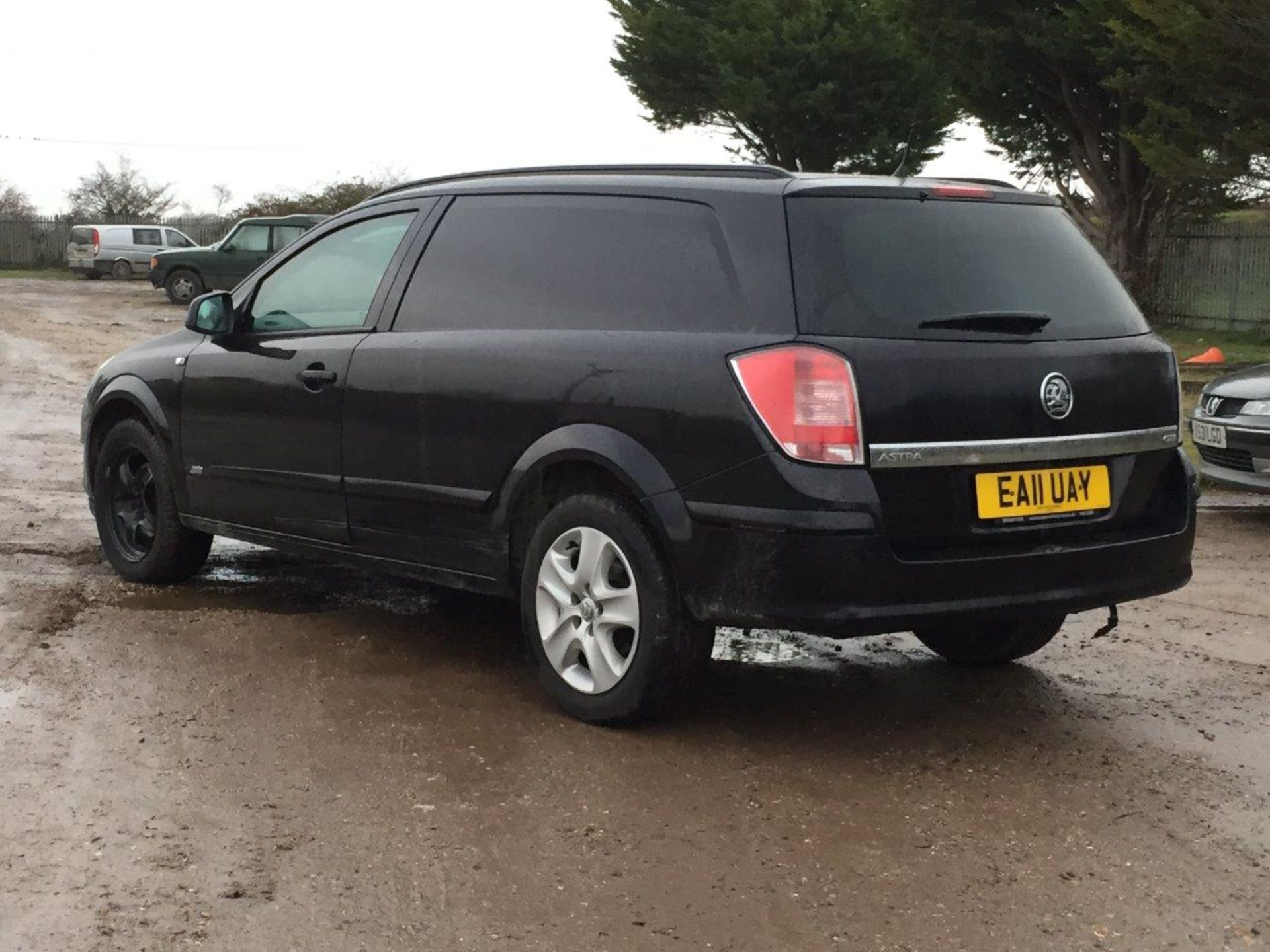 2011/11 REG VAUXHALL ASTRA SPORTIVE CDTI CAR DERIVED VAN ONE OWNER - Image 3 of 10