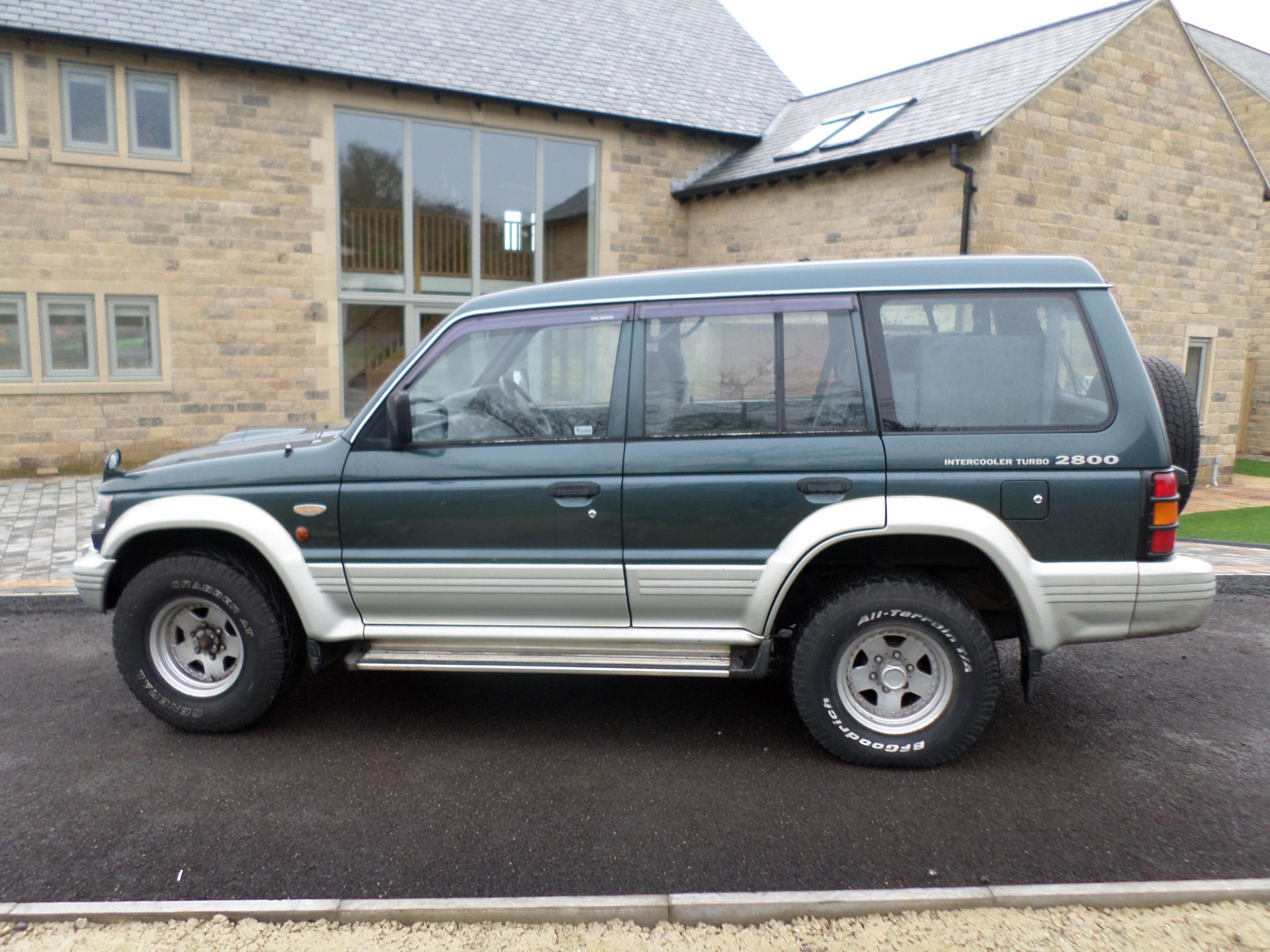 2006/M REG MITSUBISHI PAJERO - Image 5 of 9