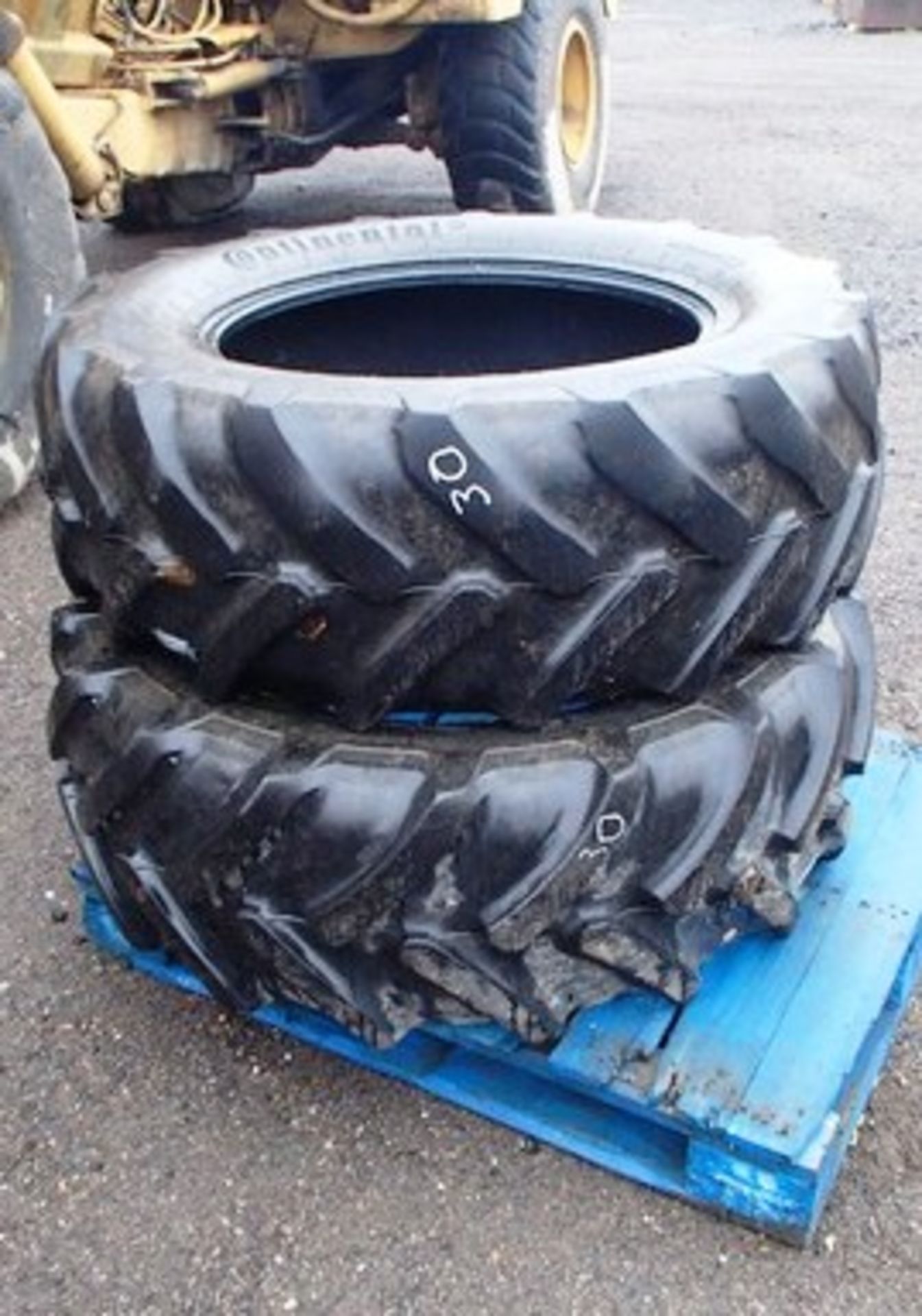 2 X TRACTOR TYRES 420/70R28