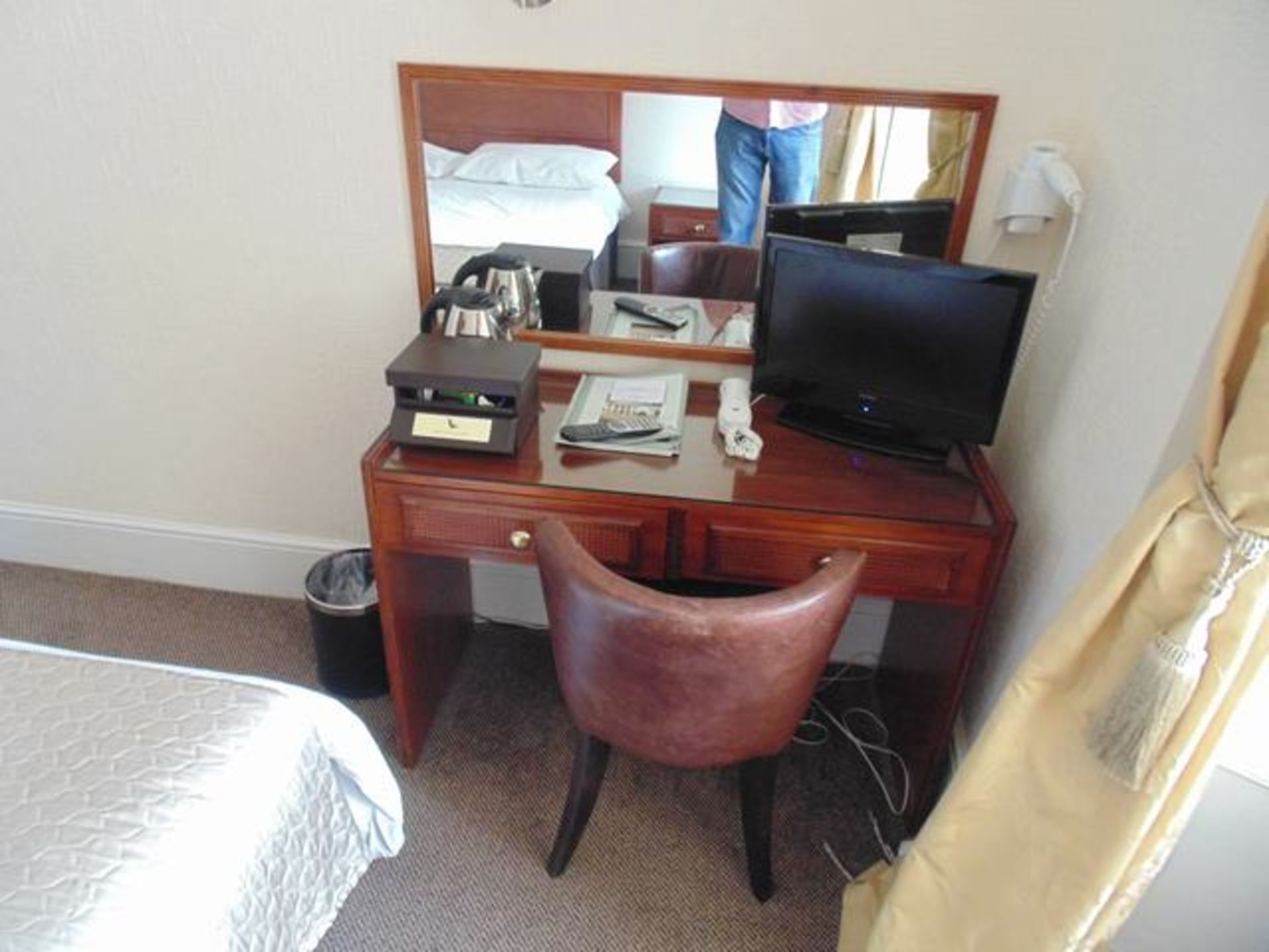 Contents of Room 11 comprising of double,  desk and side chair, luggage stand, 3 x brass wall - Image 2 of 5