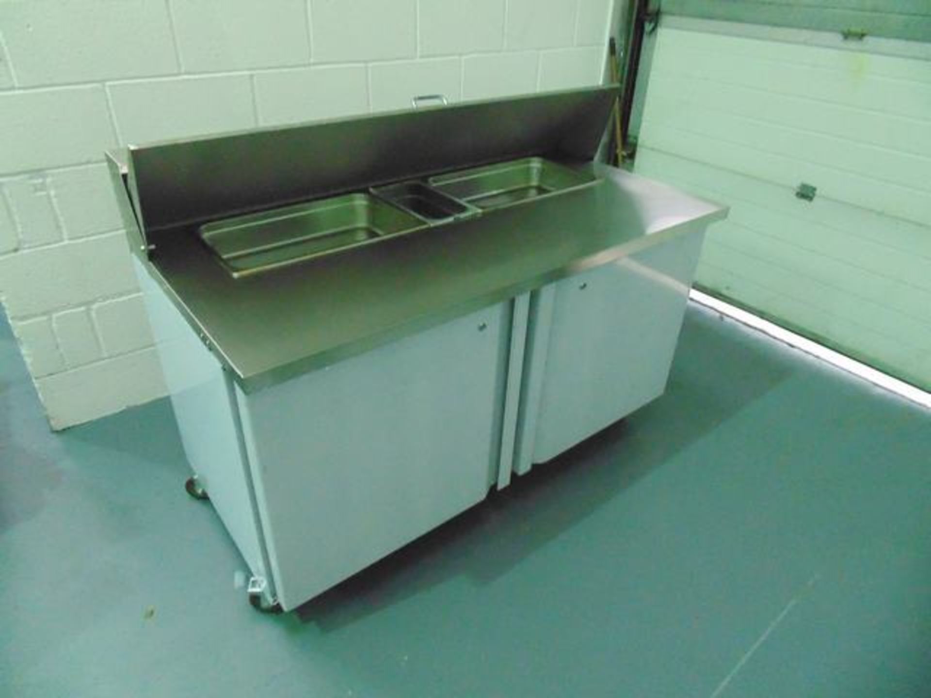 Saladette / pizza refrigerated preparation counter gastronorm counter top with two door refrigerated - Image 2 of 3