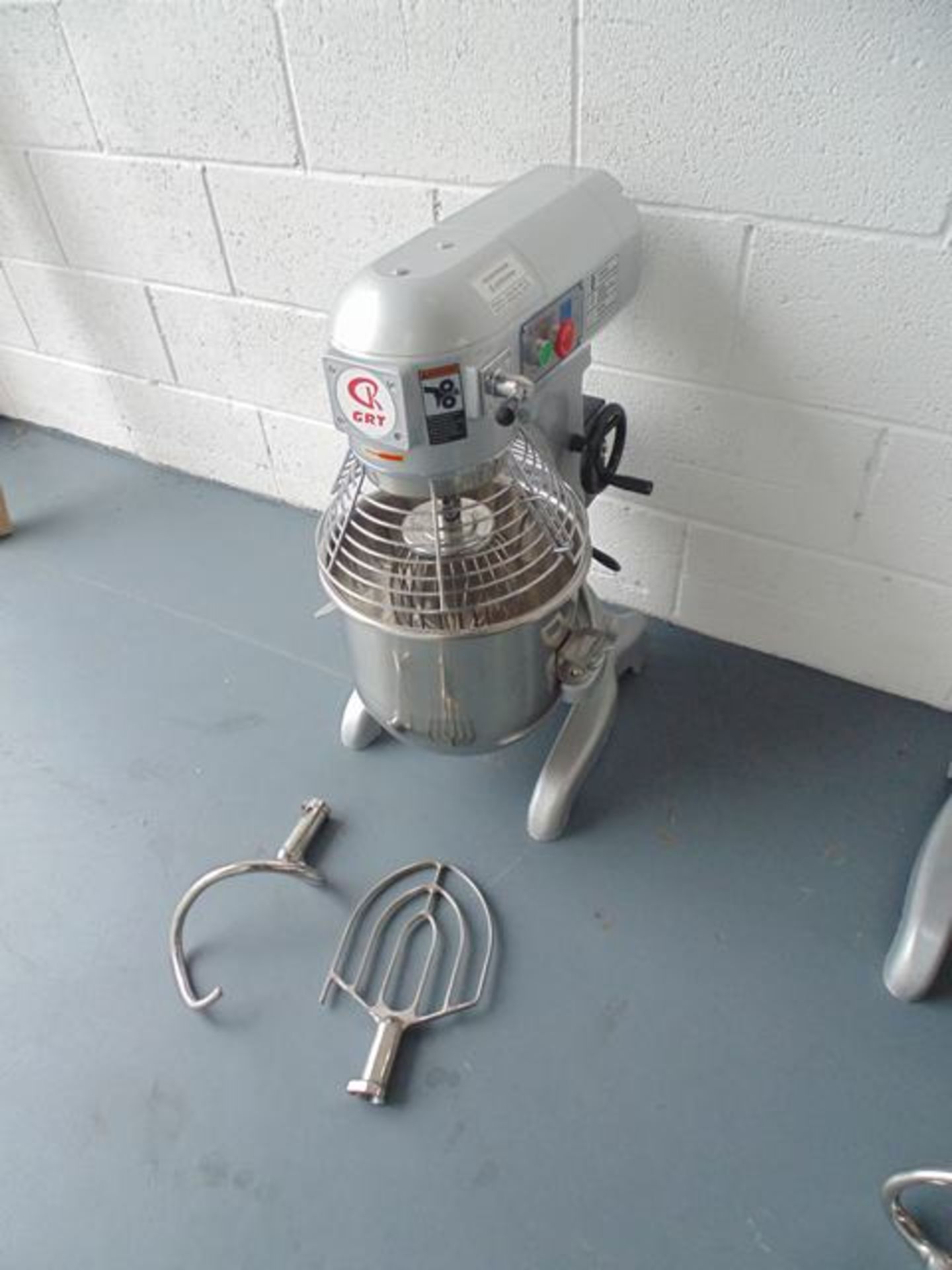 Stainless steel commercial planetary mixer model: B-20 3 speed 91/164/294 revolution per min fully