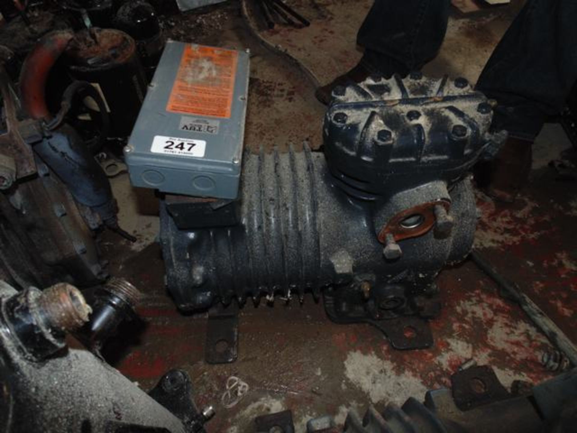 Copeland Semi-hermetic piston compressor DLSG 401-EWL-7000