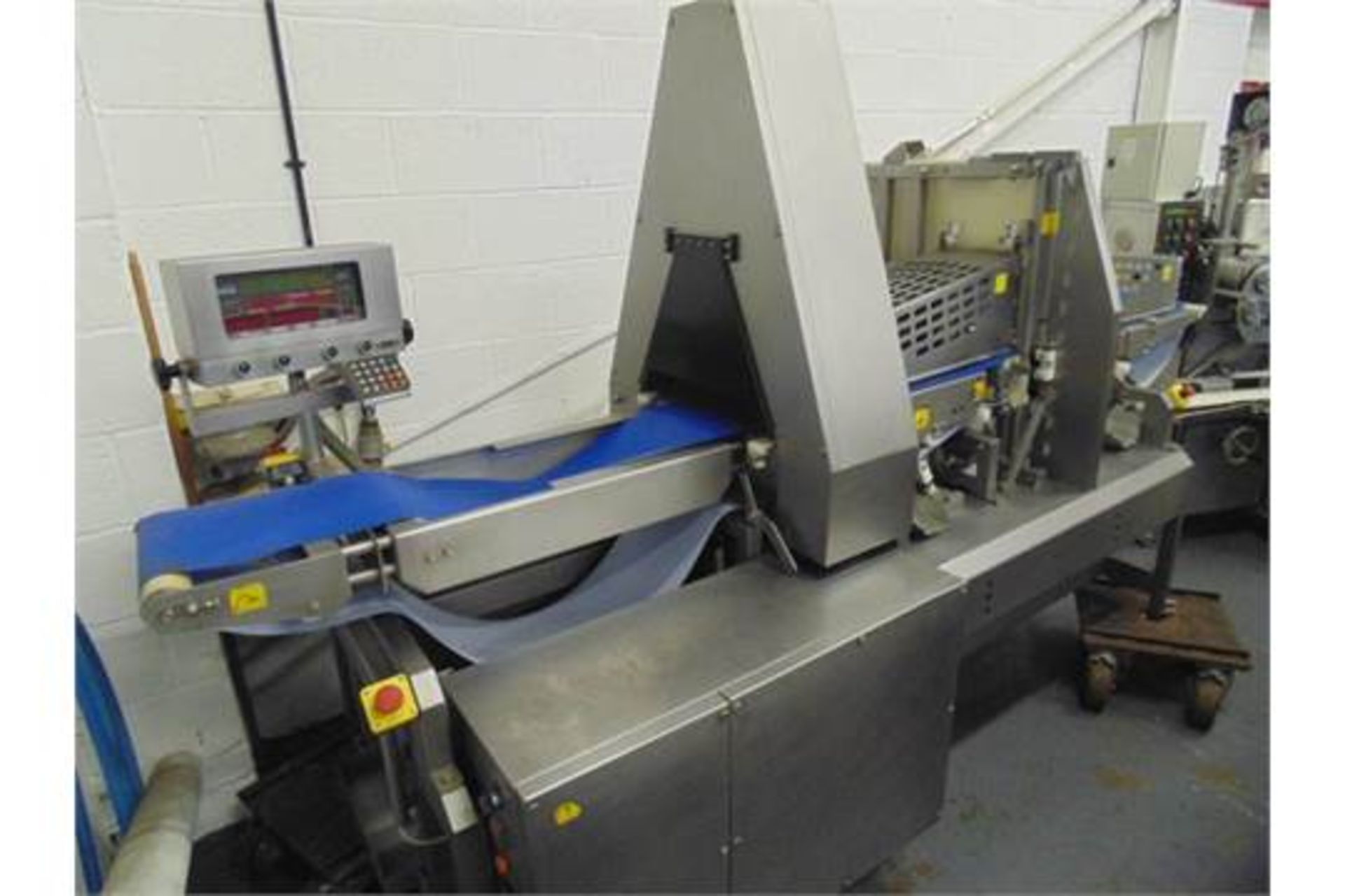 Marel M2000/A20 portioning machine single lane max cut rate: 2 cuts per second under normal - Image 2 of 4