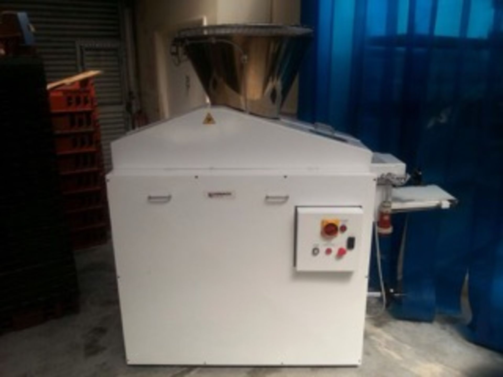 Esmach fully reconditioned bread divider weight range 200 - 1500 grm