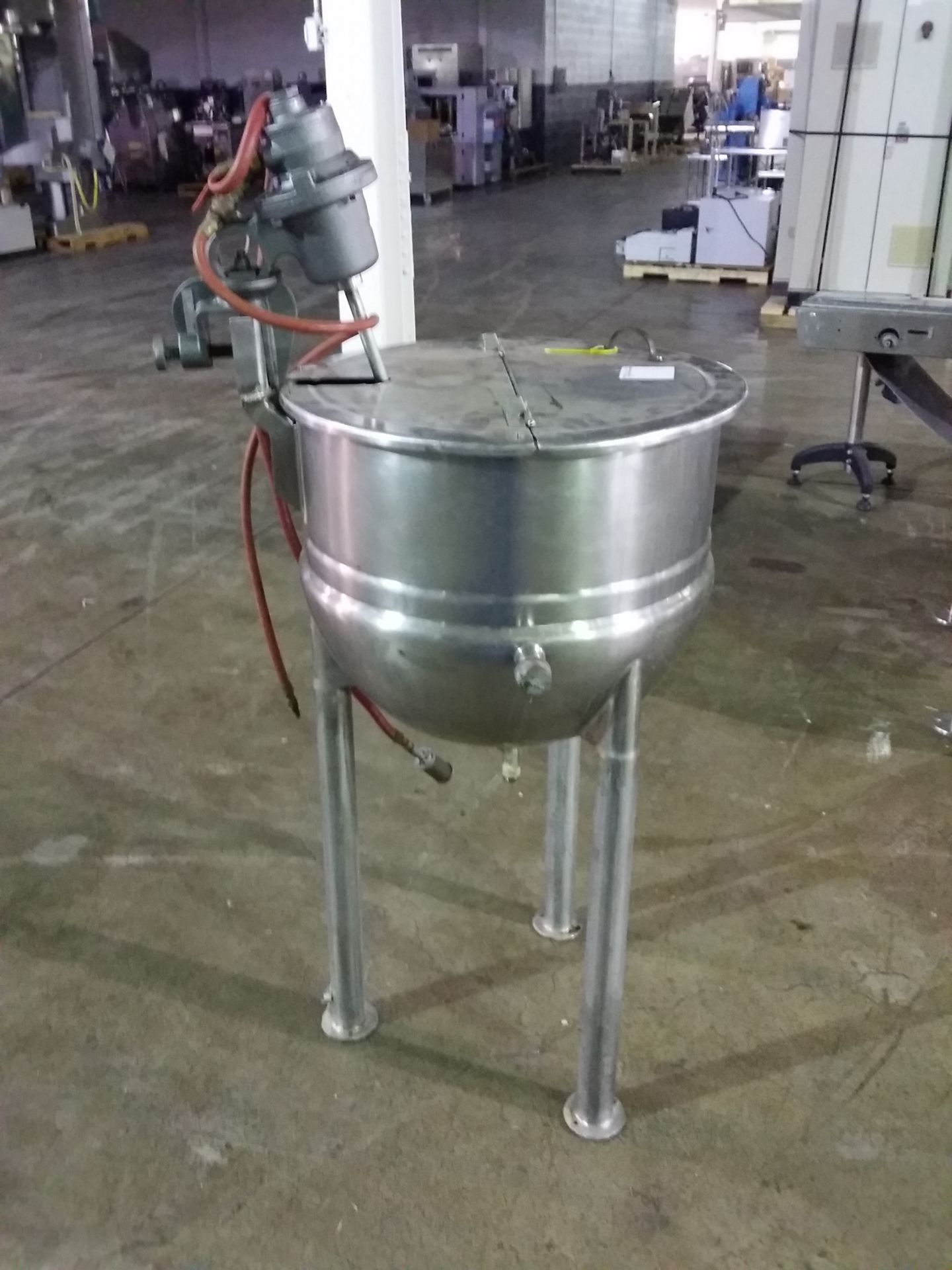 30 gallon Lee Industries kettle, stainless steel construction, open top with lid, hemispherical - Image 3 of 7