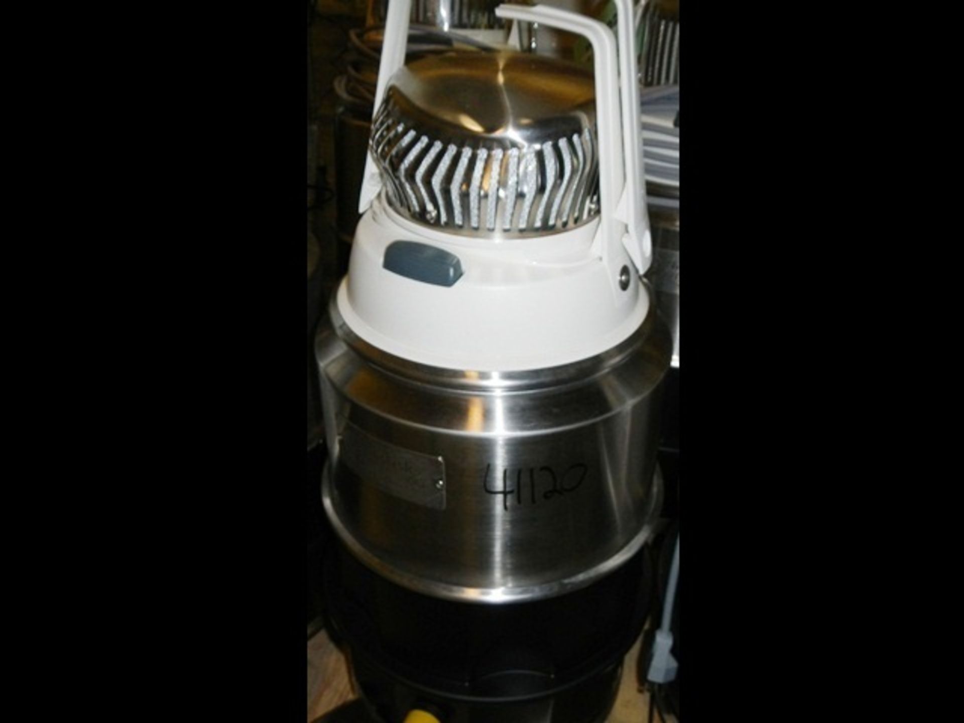 Nilfisk Vacuum model 1VT100CR Laboratory vacuum aspirator