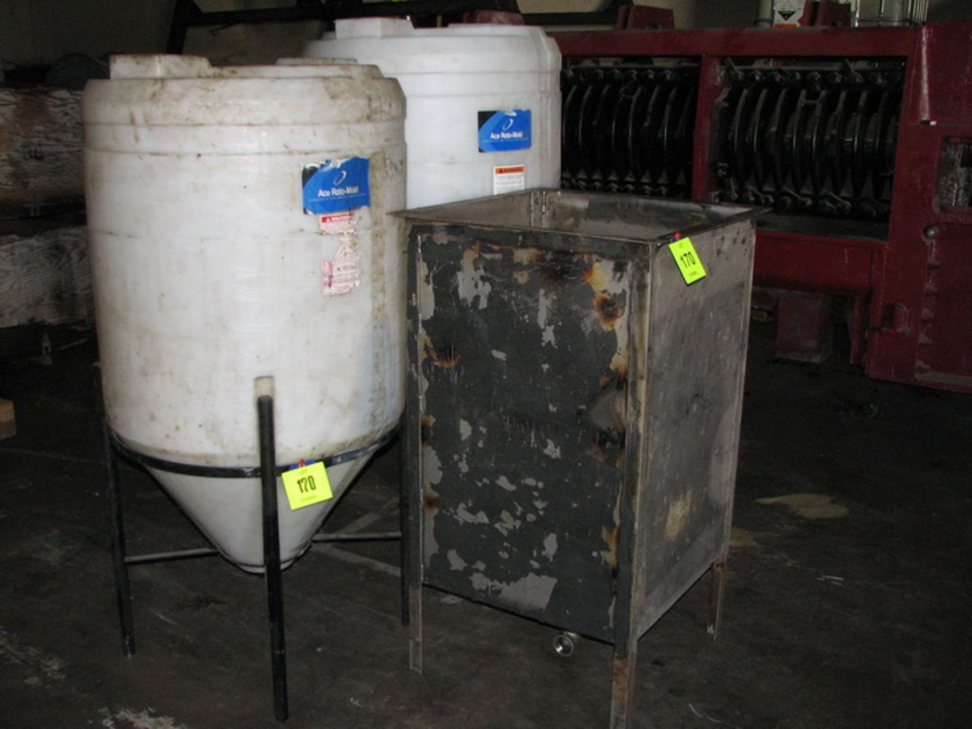 [Lot] (2) 110 Gallon capacity poly tanks, (1) 95 gallon capacity stainless rectangle tank