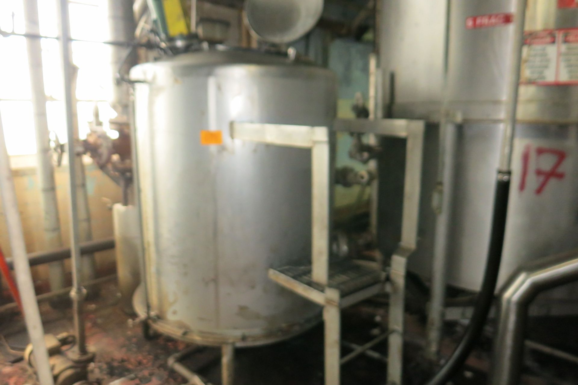 Stainless Tanks - Image 4 of 5