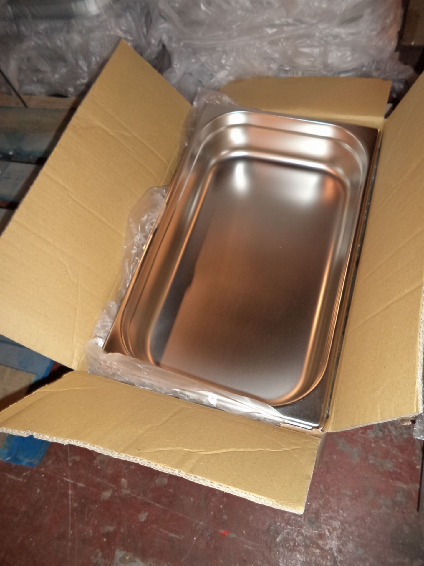 Box of Zodiac stainless steel food serving trays, each measuring W 500mm x H 100mm x D 300mm, each - Image 3 of 3