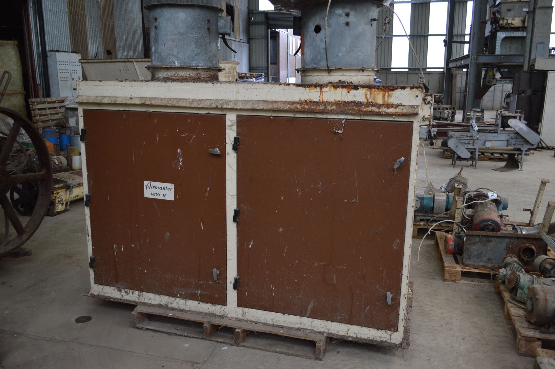 Airmaster Auto M Two Section Dust Filter Unit, fitted two Woods galvanised steel cased axial flow - Image 2 of 3