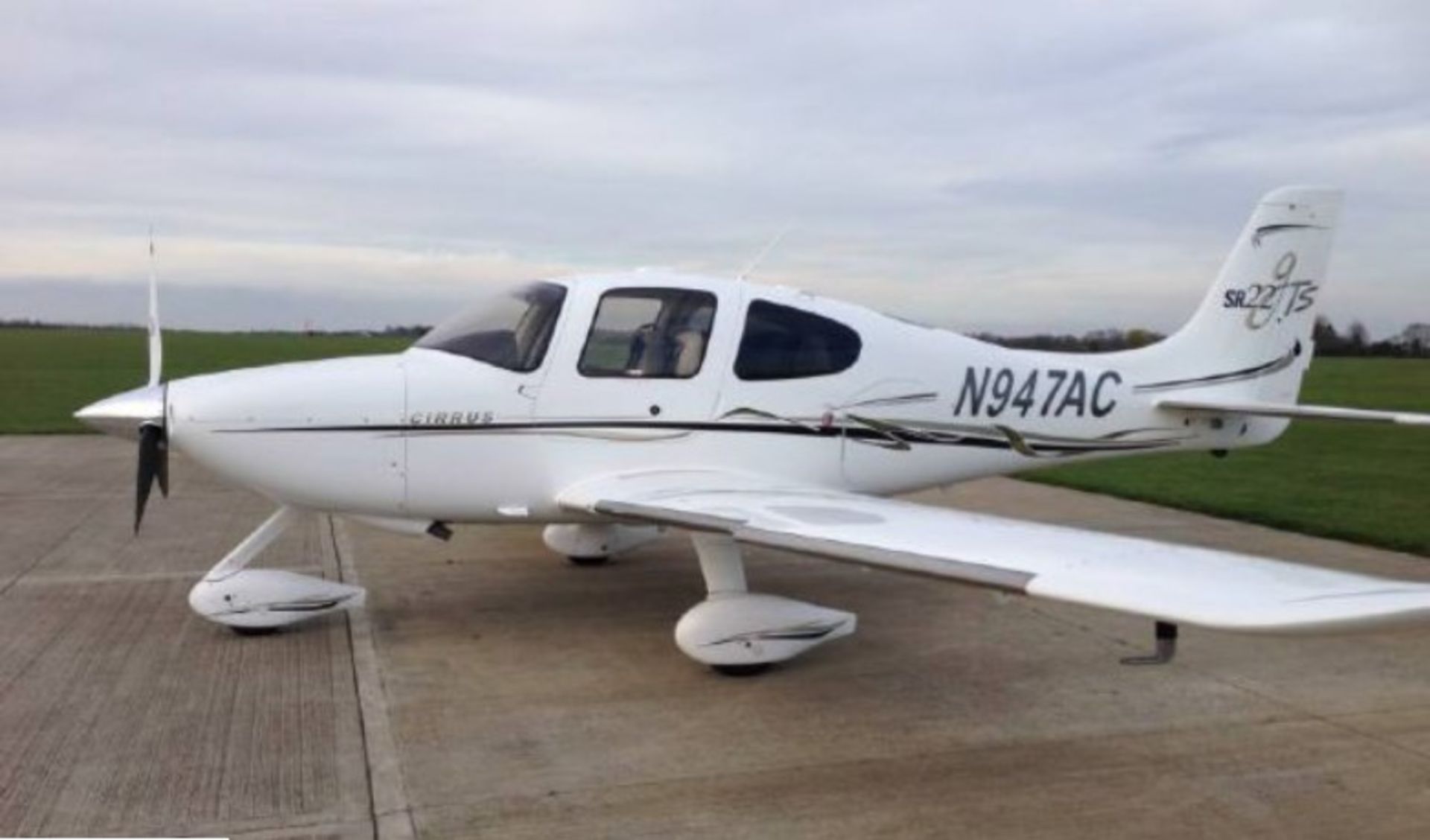 2006 Cirrus SR22 GTS.