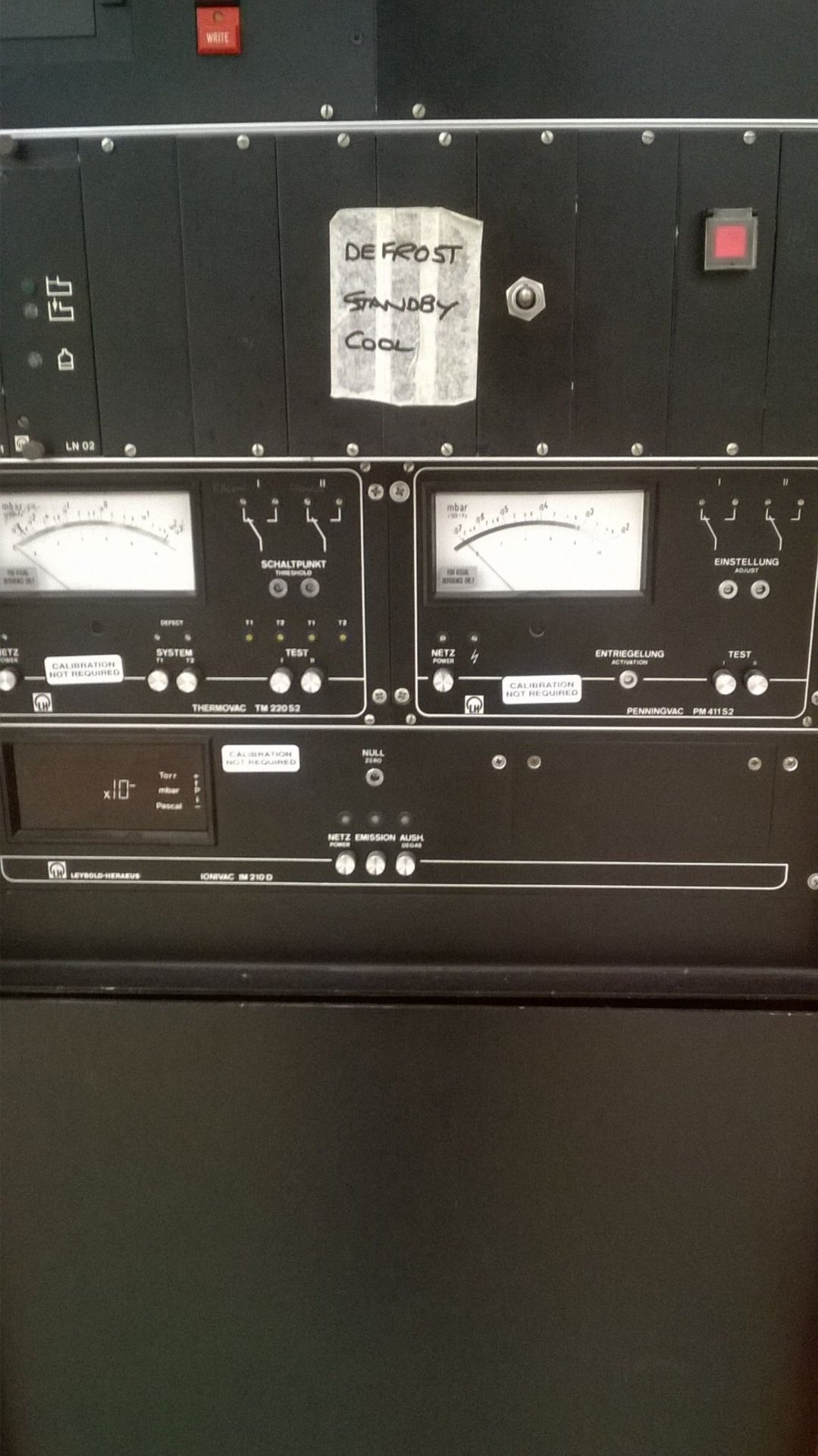 Leybold Heraeus A700 QE box coater Serial No. 310.16.1360 (1986) Inficon XTC controller Thermal - Image 6 of 26