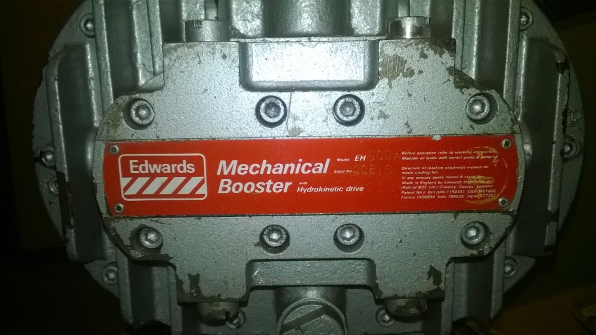 BOC Edwards E2m40 Rotary Vane Vacuum Pump & EH500A Mechanical Booster
 
Vacuum Pump:
Model E2m40 - Image 6 of 8